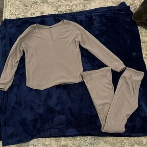 Rue21 Taupe Casual Cozy Set